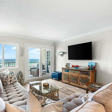 Holiday Surf And Racquet Unit 305